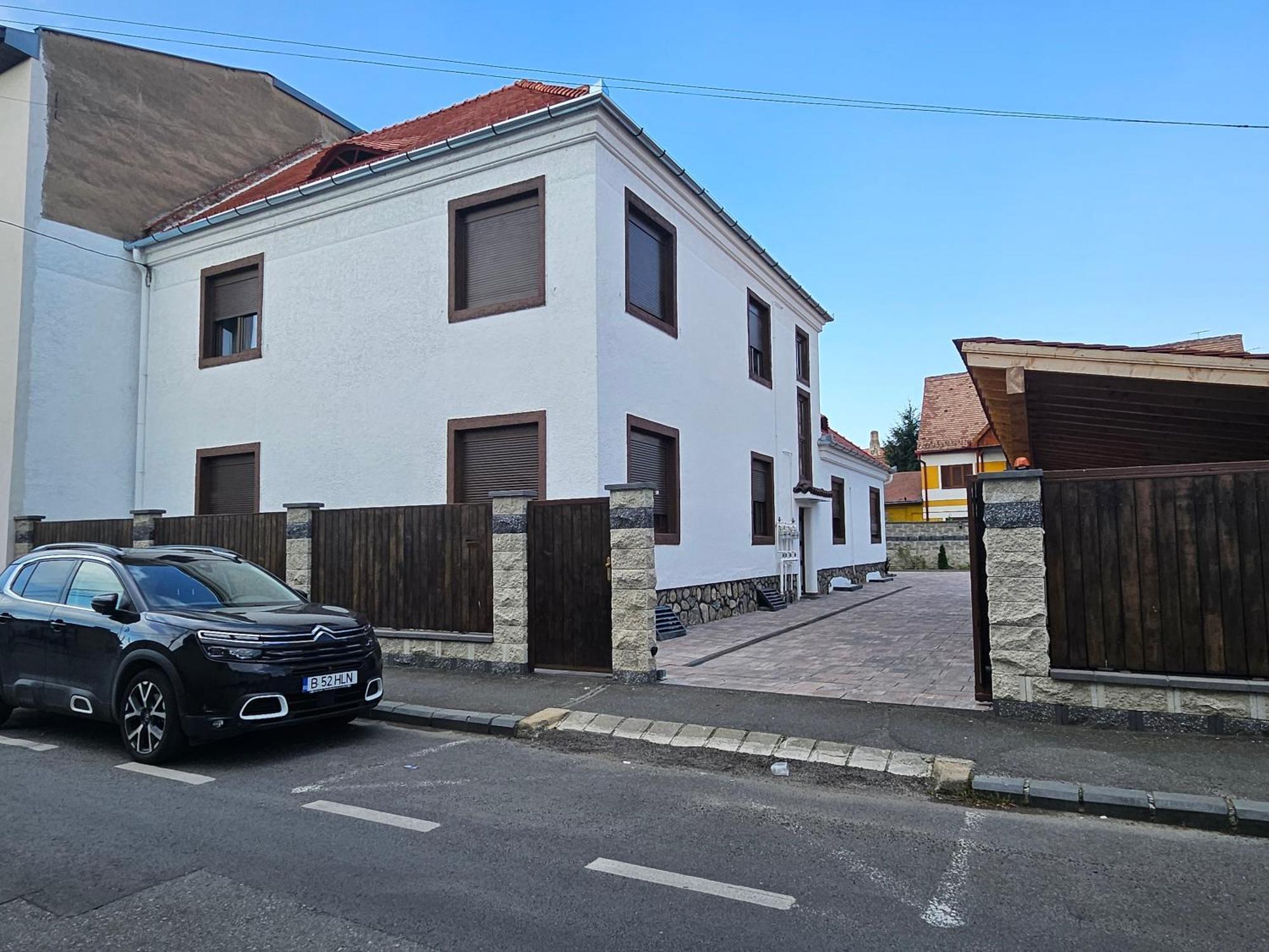 Casa Raduly Aparthotel Sibiu Exterior photo